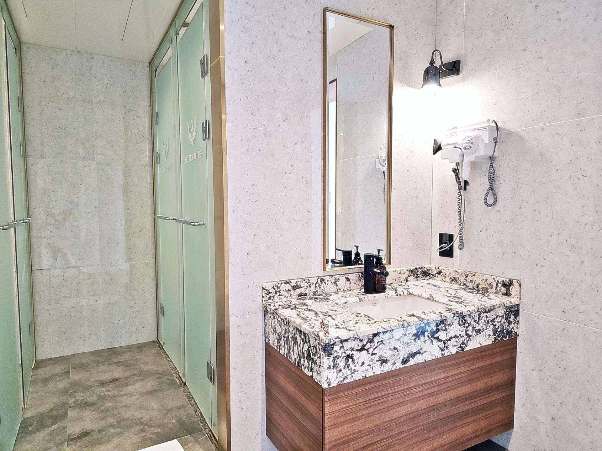 Suncheon Hotel Gite Buitenkant foto