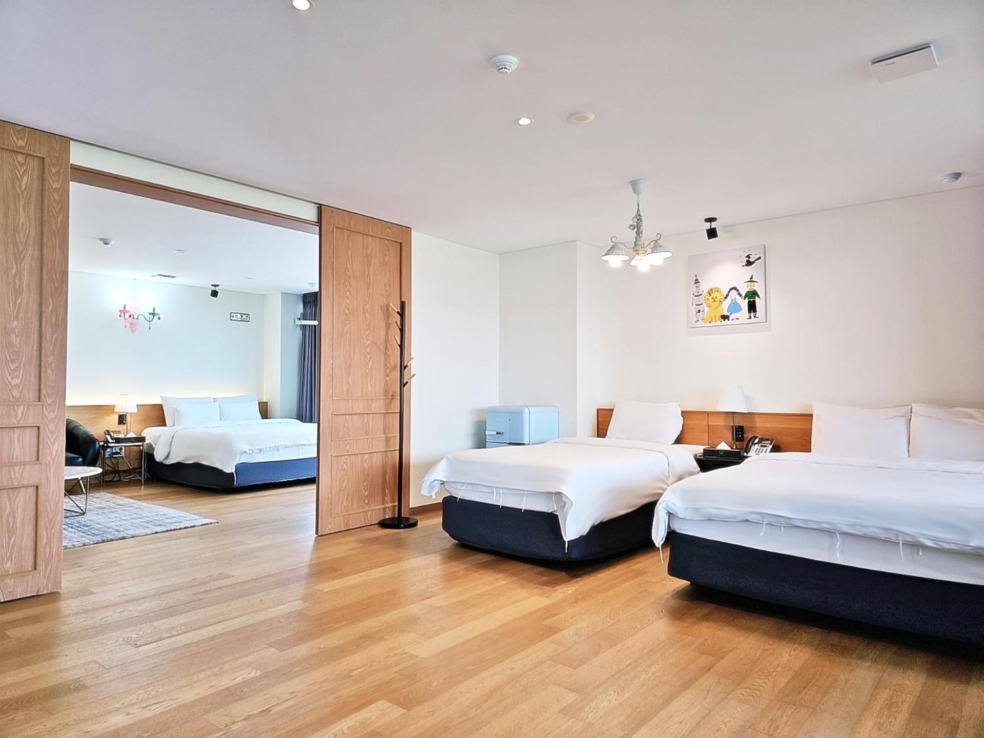 Suncheon Hotel Gite Buitenkant foto